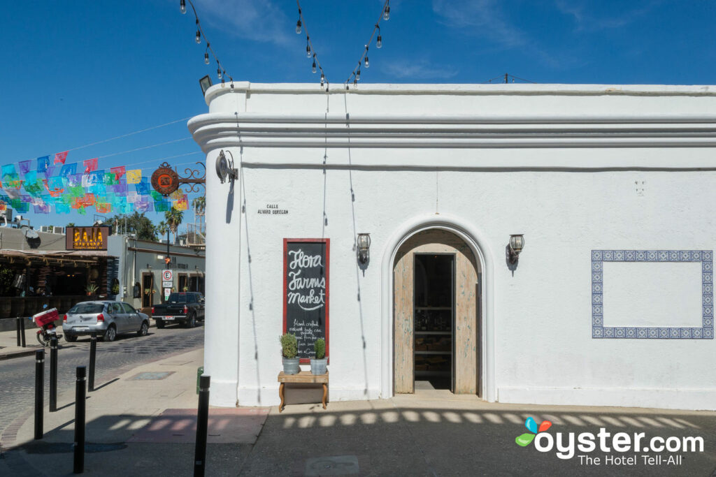 Flora Farms even has a market in San Jose's historic district/Oyster