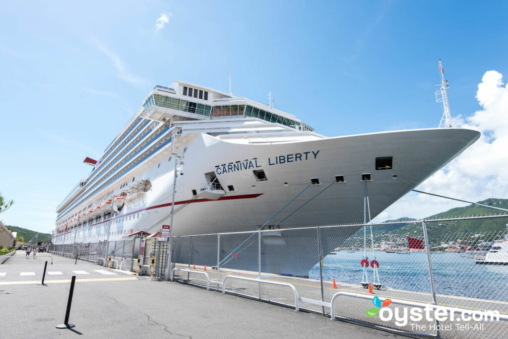 Tender Boat sur Carnival Liberty / Oyster