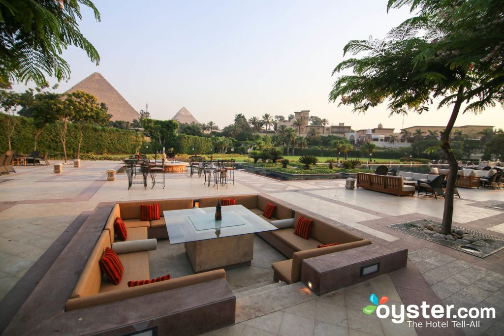 Mena House Hotel, Giza / Ostra