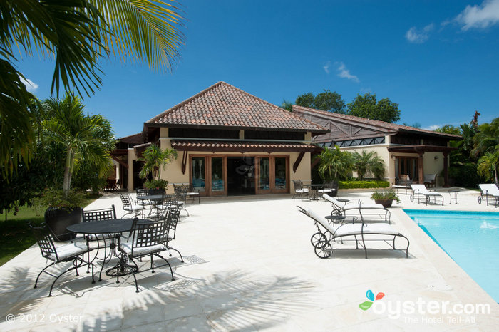 Villas têm piscinas privadas e cozinhas totalmente equipadas.