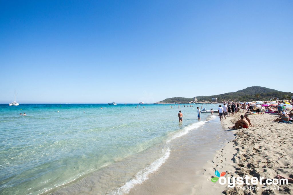 Ibiza's beaches, like Playa d'en Bossa, are beautiful.