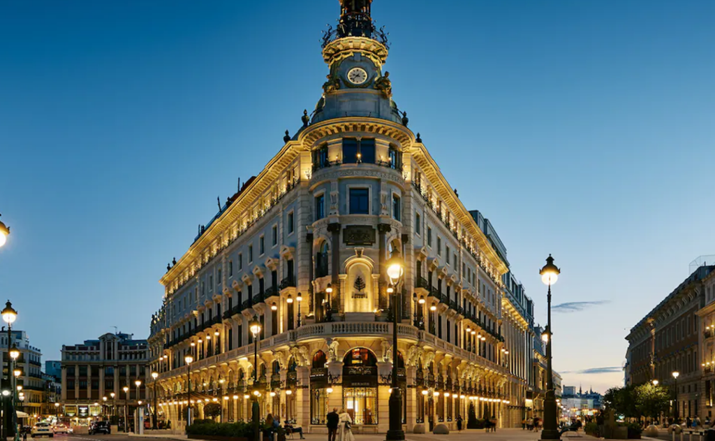 Exterior of the Four Seasons Hotel Madrid