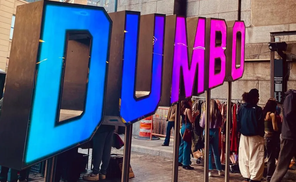 Indoor Brooklyn Flea Dumbo sign