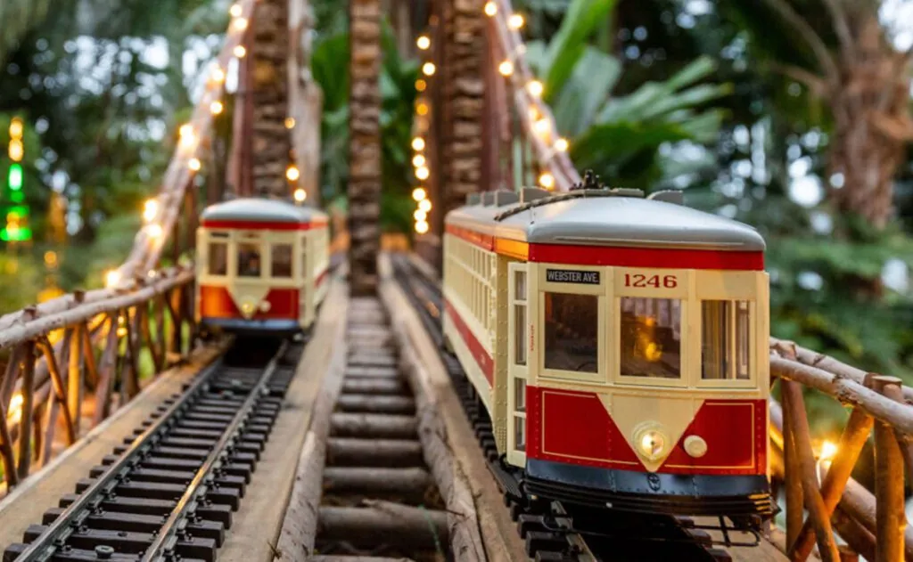 New York Botanical Garden’s Holiday Train Show