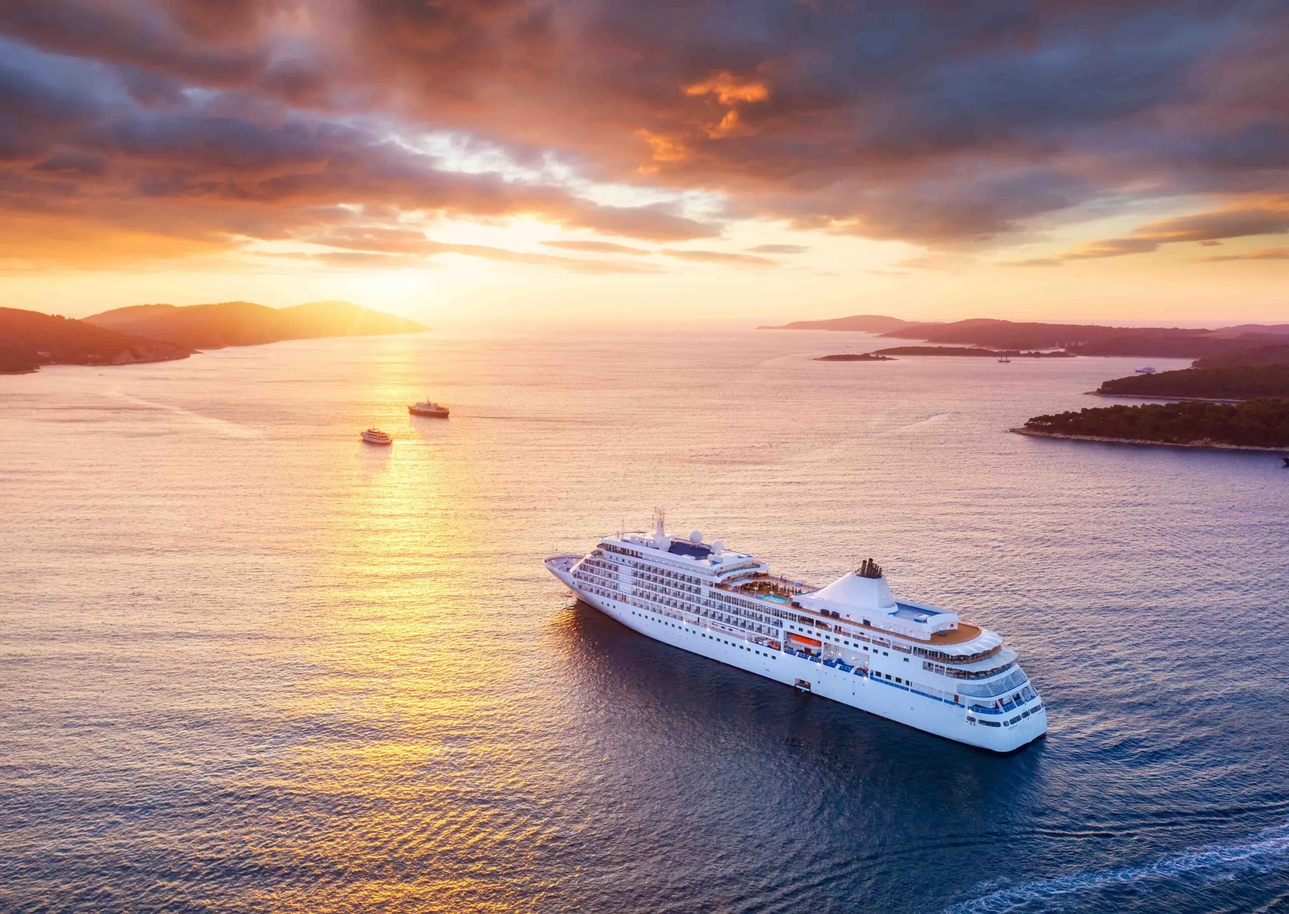Licensed File #: 276360308 Find Similar Dimensions 5348 x 3791px File Type JPEG Category Landscapes License Type Standard or Extended Croatia. Aerial view at the cruise ship during sunset. Adventure and travel. Landscape with cruise liner on Adriatic sea. Luxury cruise. Travel - image